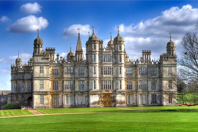 The mansion that belongs to British nobility - Burghley