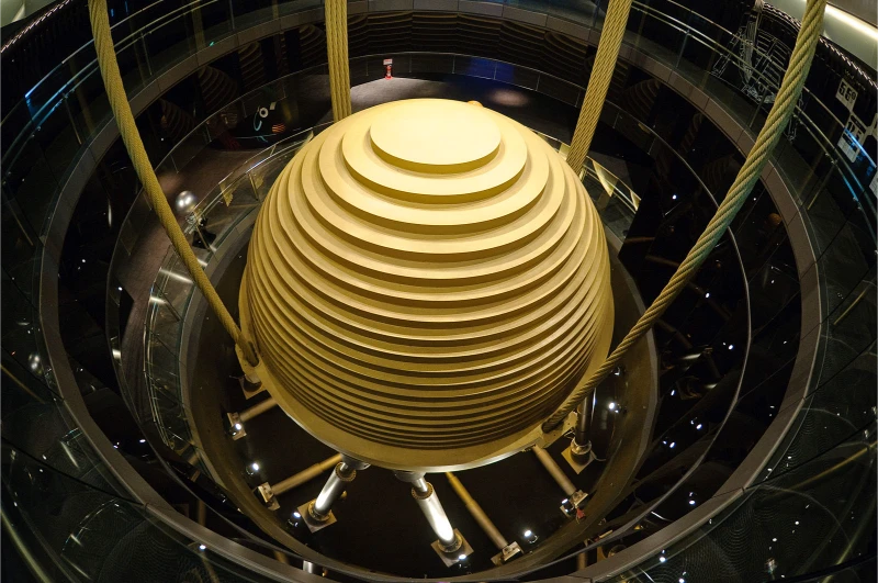 Skyscraper stabilizer in Taipei 101